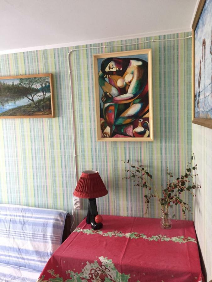 Piekalne Hotell Kalniesi Eksteriør bilde